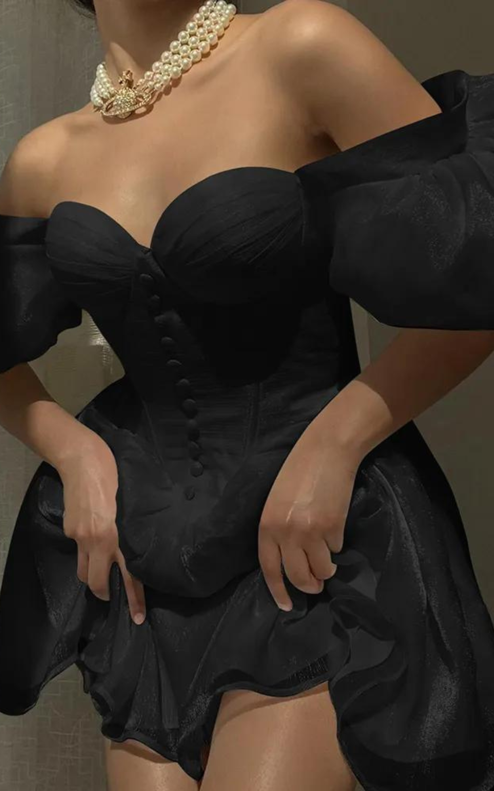 Corset Noir Manche Bouffante