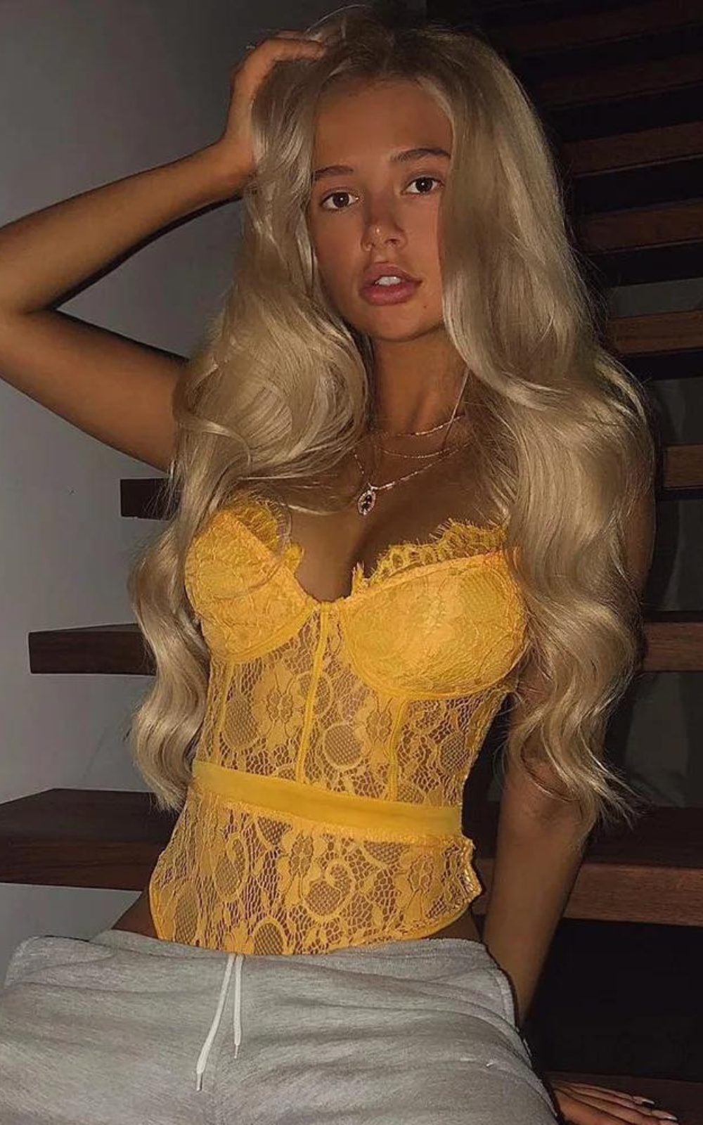 Corset Jaune Dentelle